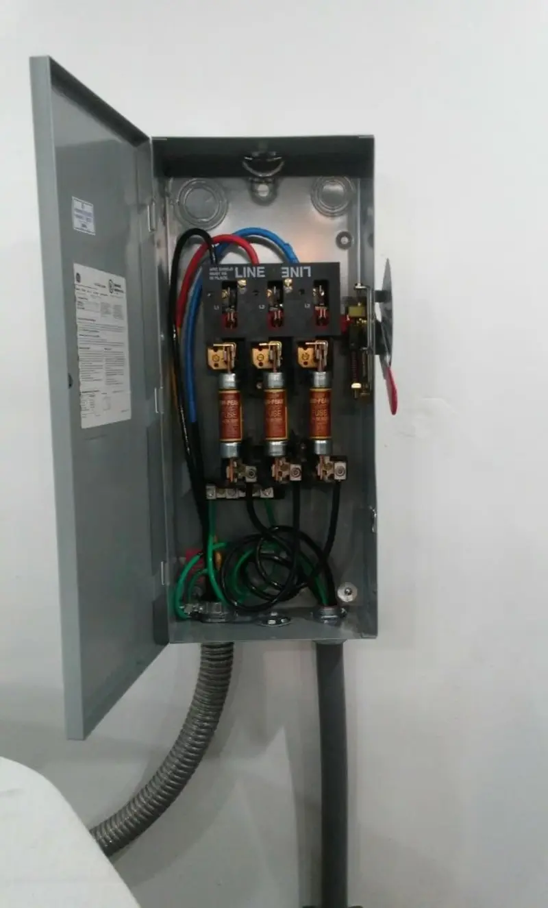Three-phase disconnect switch installed for Electrical Wiring & Rewiring in Wynne